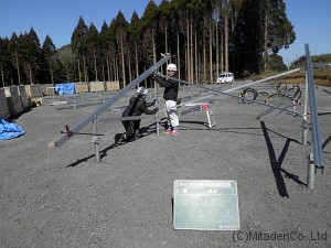 架台組立施工状況